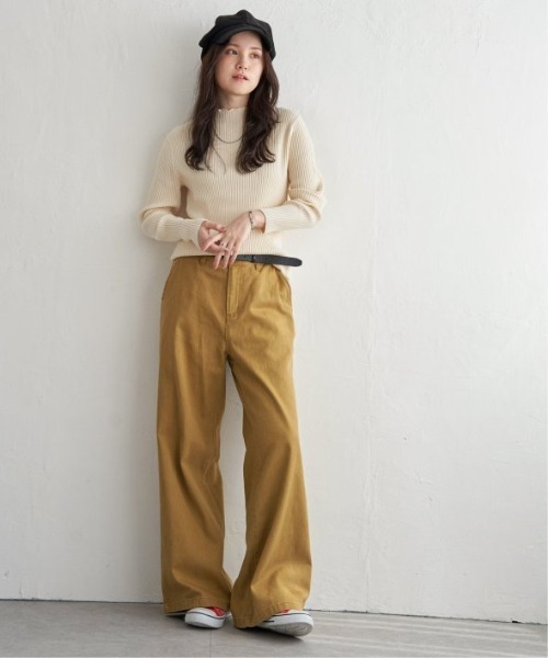 LBC（エルビーシー）の「襟フリルリブニット（ニット/セーター・レディース・ホワイト/ブラック/ターコイズブルー/杢グレー/イエロー・M/L）」の8枚目の写真