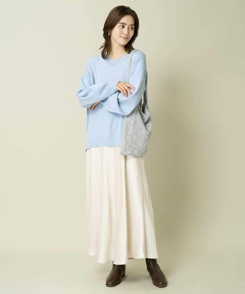 a.v.v（アーヴェヴェ）の「ゆるVネックニット（ニット/セーター・レディース・ダークインディゴブルー/チャコールグレー・34/36/38/40/42）」の12枚目の写真