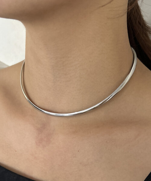 Thevon（ゼボン）の「【heilly/ヘイリー】シンプルチョーカー（ネックレス・レディース・シルバー/ゴールド系その他5/シルバー系その他3/ゴールド・FREE）」の5枚目の写真