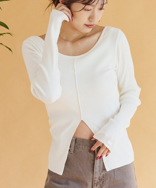 CIAOPANIC TYPY（チャオパニックティピー）の「【shay】カップ付フロントスリットトップス（Tシャツ/カットソー・レディース・ブラック/ホワイト系その他/ブラウン・ONE SIZE）」の4枚目の写真