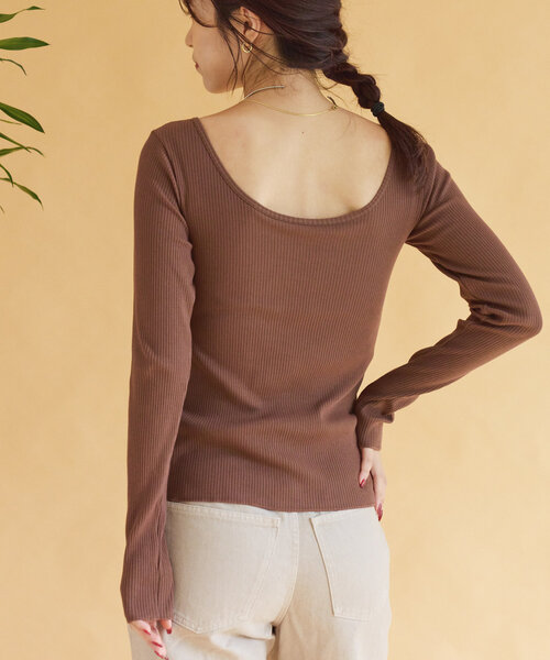 CIAOPANIC TYPY（チャオパニックティピー）の「【shay】カップ付フロントスリットトップス（Tシャツ/カットソー・レディース・ブラック/ホワイト系その他/ブラウン・ONE SIZE）」の17枚目の写真