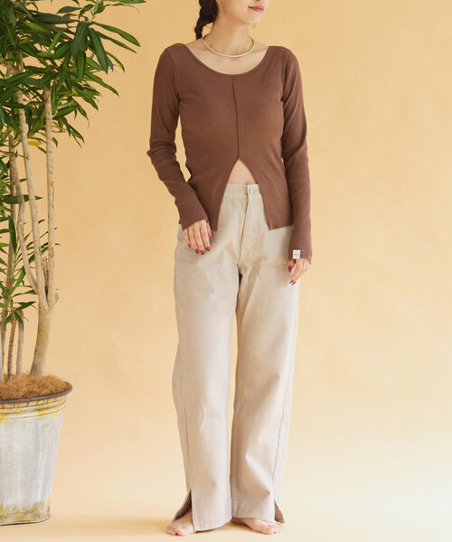 CIAOPANIC TYPY（チャオパニックティピー）の「【shay】カップ付フロントスリットトップス（Tシャツ/カットソー・レディース・ブラック/ホワイト系その他/ブラウン・ONE SIZE）」の21枚目の写真