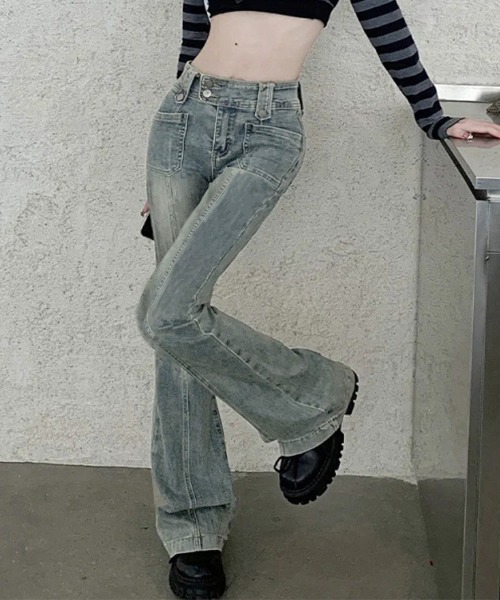 Miniministore(ミニミニストア)の「セミフレアデニムパンツ ヴィンテージ風(デニムパンツ・レディース・ブルー・M/L/XL)」の3枚目の写真