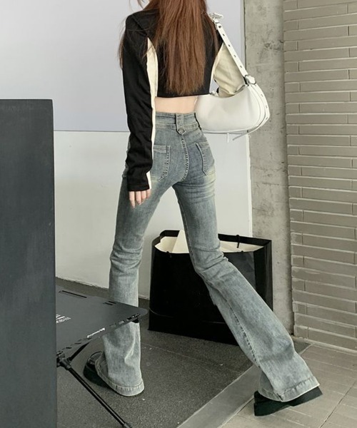 Miniministore(ミニミニストア)の「セミフレアデニムパンツ ヴィンテージ風(デニムパンツ・レディース・ブルー・M/L/XL)」の12枚目の写真