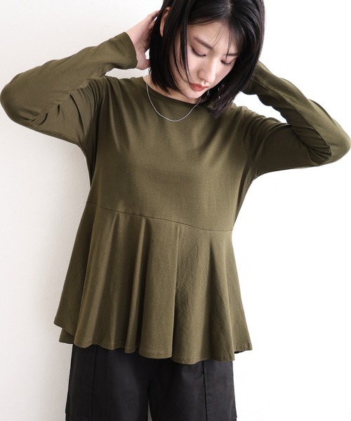 ElegChic(エレグシック)の「裾 フレア 長袖 カットソー(Tシャツ/カットソー・レディース・ベージュ系その他/オフホワイト/チャコールグレー/ブラック/カーキ・M/XL/4L)」の1枚目の写真
