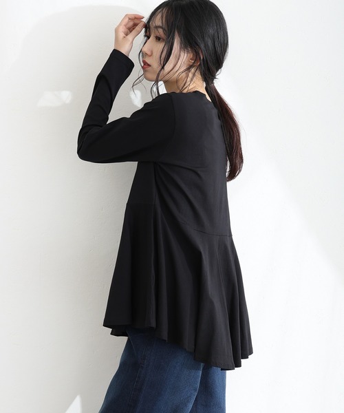 ElegChic(エレグシック)の「裾 フレア 長袖 カットソー(Tシャツ/カットソー・レディース・ベージュ系その他/オフホワイト/チャコールグレー/ブラック/カーキ・M/XL/4L)」の7枚目の写真