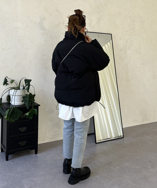 【MOMO】袖刺繍スタンドネック中綿ブルゾン　Mサイズ MOMO COLLECTION】袖刺繍スタンドネック中綿ブルゾン