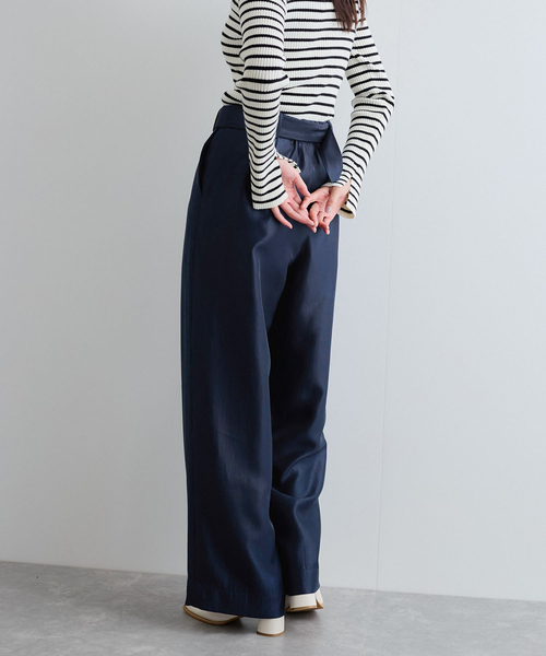 VIS（ビス）の「【洗える】シャイニーワンタックワイドパンツ（その他パンツ・レディース・ネイビー/ダークブラウン・SS/S/M）」の18枚目の写真
