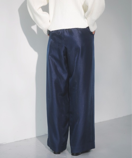 VIS（ビス）の「【洗える】シャイニーワンタックワイドパンツ（その他パンツ・レディース・ネイビー/ダークブラウン・SS/S/M）」の10枚目の写真