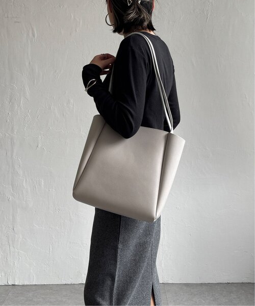 LBC(エルビーシー)の「合皮ミドルトートバッグ(トートバッグ・レディース・ベージュ/ライトグレー/ブラック/グレイッシュベージュ・FREE)」の20枚目の写真