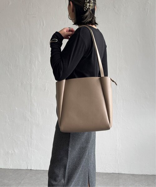LBC(エルビーシー)の「合皮ミドルトートバッグ(トートバッグ・レディース・ベージュ/ライトグレー/ブラック/グレイッシュベージュ・FREE)」の22枚目の写真