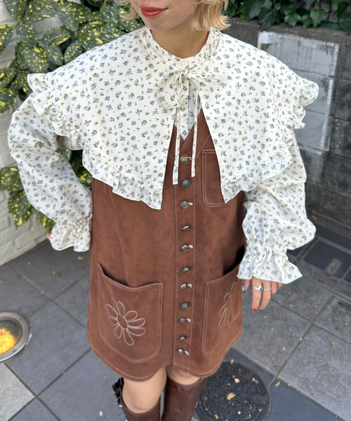 HELLO.SANFRANCISCO(ハローサンフランシスコ)の「【HELLO.SANFRANCISCO/ハローサンフランシスコ】ビックカラー付け襟ブラウス(シャツ/ブラウス・レディース・アイボリー/ブラック・ONE SIZE)」の4枚目の写真