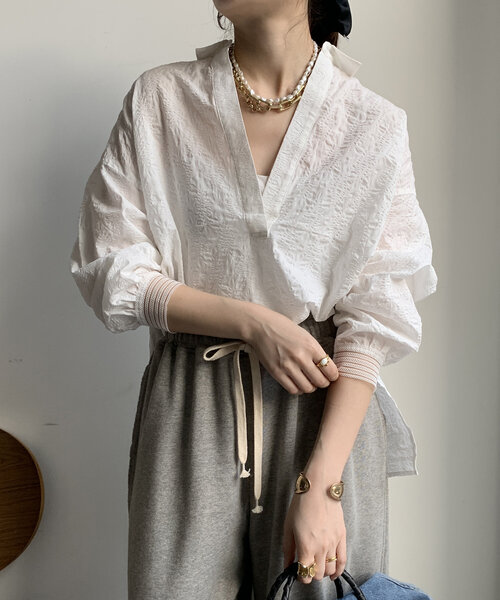 DouDou(ドゥドゥ)の「【WEB限定】ドロストスキッパーシャツ(シャツ/ブラウス・レディース・ブラック/ブルー系その他/オフホワイト・FREE)」の10枚目の写真