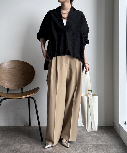 DouDou(ドゥドゥ)の「【WEB限定】ドロストスキッパーシャツ(シャツ/ブラウス・レディース・ブラック/ブルー系その他/オフホワイト・FREE)」の13枚目の写真