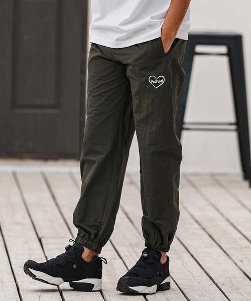 felkod(フィルコッド)の「mp13322- Cotton Nylon Track Pants トラックパンツ(その他パンツ・メンズ・ブラック/ダークオリーブ・XL/L/M/S)」の4枚目の写真