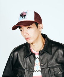 THRIFTY LOOK（スリフティールック）の「THRIFTY LOOK / スリフティールック 5PANEL MESH CAP 5パネル バンド ワッペン メッシュキャップ トラッカーキャップ（キャップ）」