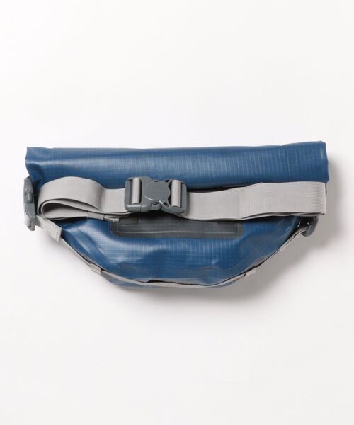 L.L.Bean（エルエルビーン）の「アドベンチャー・プロ・ウォータープルーフ・ヒップ・パック（ボディバッグ/ウエストポーチ・レディース・ブルー・ONE SIZE）」の7枚目の写真