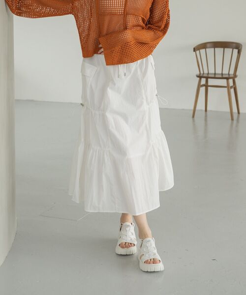 RETRO GIRL（レトロガール）の「ドロストナイロンSK（スカート・レディース・ブラック/オフホワイト/ベージュ・FREE）」の5枚目の写真