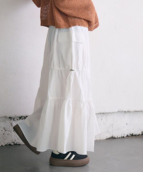 RETRO GIRL（レトロガール）の「ドロストナイロンSK（スカート・レディース・ブラック/オフホワイト/ベージュ・FREE）」の14枚目の写真