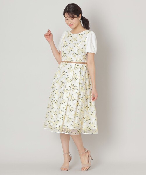 TO BE CHIC(トゥー ビー シック)の「ミモザチュールフィット&フレア ドレス(ワンピース・レディース・ネイビー/オフホワイト・40/42)」の3枚目の写真