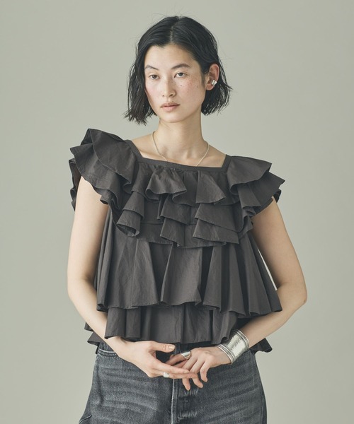 Curensology（カレンソロジー）の「Curensology(カレンソロジー)/ポプリンラッフルブラウス（シャツ/ブラウス・レディース・ホワイト/チャコールグレー/クリーム・FREE）」の10枚目の写真