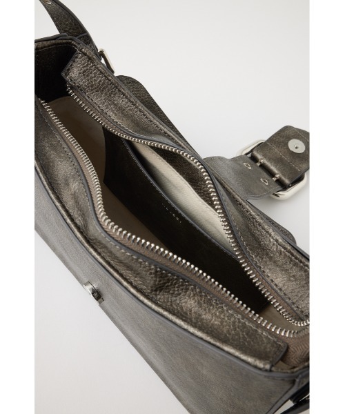 MOUSSY（マウジー）の「BELTED ハンドバッグ（ショルダーバッグ・レディース・ブラック/ブラウン/サックスブルー・FREE）」の12枚目の写真