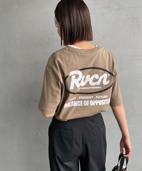 RVCA（ルーカ）の「[RVCA/ルーカ] RANCH SCRIPT バックプリント ショートスリーブTシャツ（Tシャツ/カットソー・レディース・ブラック/カーキ/ホワイト・M/L/XL）」の7枚目の写真