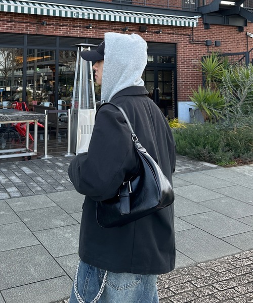 ADAMASTE（アダマスト）の「【ADAMASTE SELECT】buckle belt 2way shoulder bag - バックルベルト2wayショルダーバッグ（ショルダーバッグ・メンズ・ブラック/シルバー/ブラウン・FREE）」の8枚目の写真