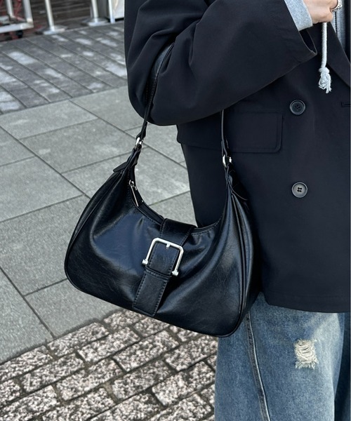 ADAMASTE（アダマスト）の「【ADAMASTE SELECT】buckle belt 2way shoulder bag - バックルベルト2wayショルダーバッグ（ショルダーバッグ・メンズ・ブラック/シルバー/ブラウン・FREE）」の10枚目の写真