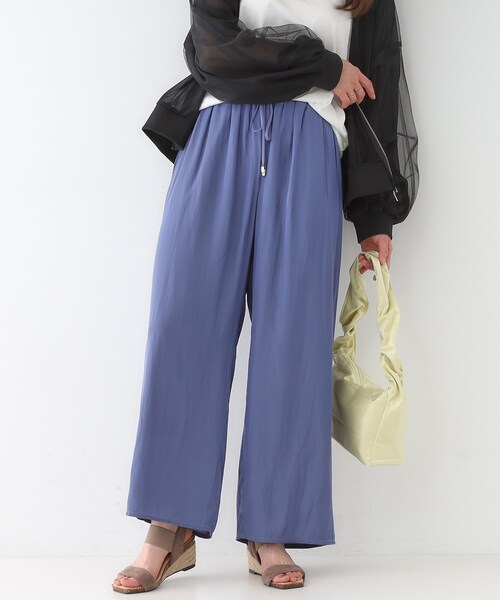 DRESKIP（ドレスキップ）の「【高レビュー/着丈選べる】さらり柔らか マットサテンワイドパンツ（その他パンツ・レディース・アイボリー系6/ブルー系その他/イエロー系その他/ブラック系6/チャコールグレー/ナチュラル・01/02/03/04/36/38/40/42）」の5枚目の写真