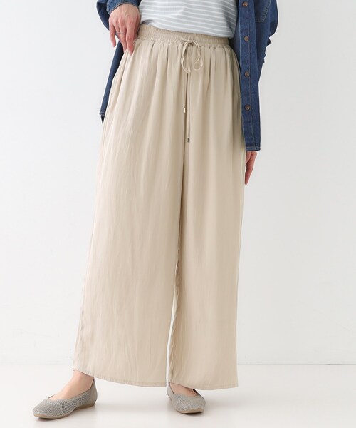 DRESKIP（ドレスキップ）の「【高レビュー/着丈選べる】さらり柔らか マットサテンワイドパンツ（その他パンツ・レディース・アイボリー系6/ブルー系その他/イエロー系その他/ブラック系6/チャコールグレー/ナチュラル・01/02/03/04/36/38/40/42）」の7枚目の写真