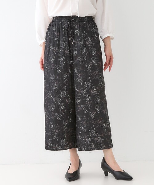 DRESKIP（ドレスキップ）の「【高レビュー/着丈選べる】さらり柔らか マットサテンワイドパンツ（その他パンツ・レディース・アイボリー系6/ブルー系その他/イエロー系その他/ブラック系6/チャコールグレー/ナチュラル・01/02/03/04/36/38/40/42）」の11枚目の写真