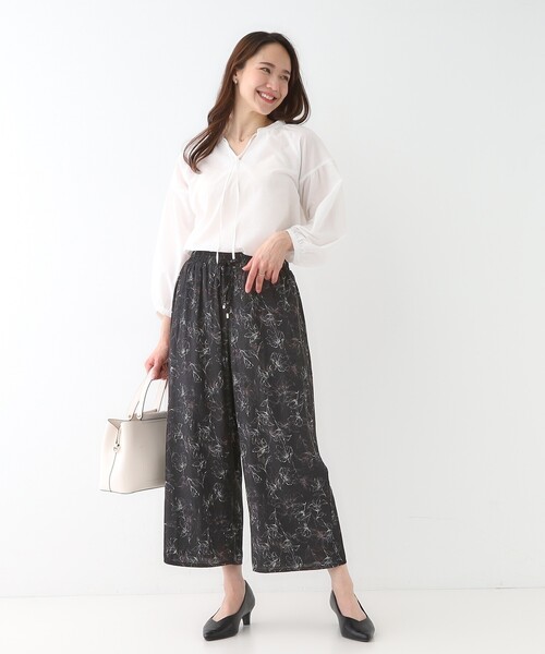 DRESKIP（ドレスキップ）の「【高レビュー/着丈選べる】さらり柔らか マットサテンワイドパンツ（その他パンツ・レディース・アイボリー系6/ブルー系その他/イエロー系その他/ブラック系6/チャコールグレー/ナチュラル・01/02/03/04/36/38/40/42）」の13枚目の写真