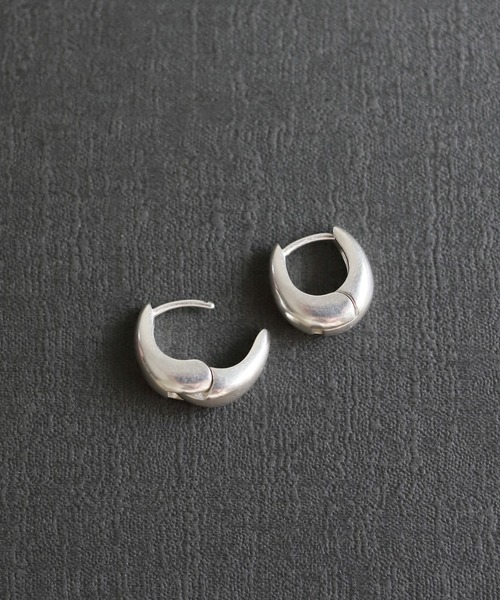 TEN.（テン）の「SILVER925 カドル ピアス（ピアス（両耳用）・レディース・シルバー・FREE）」の9枚目の写真