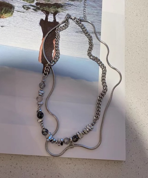 DiamondHearts（ダイヤモンドハーツ）の「クリアビーズ×スタッズ×チェーンレイヤードネックレス（ネックレス・レディース・シルバー・FREE）」の4枚目の写真