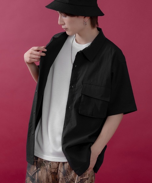 SIDEWAY STANCE（サイドウェイスタンス）の「【SIDEWAY STANCE】ポリワッシャー 半袖 ワークシャツ（シャツ/ブラウス・メンズ・カーキ/ブラック/ネイビー・LARGE/MEDIUM/SMALL/X-LARGE）」の2枚目の写真