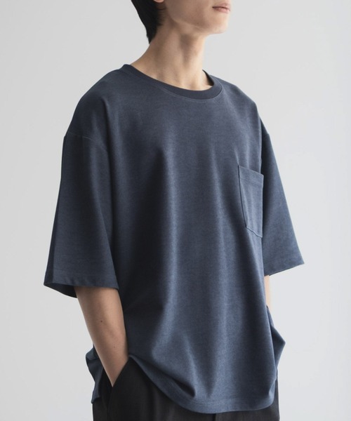 NAVY(ネイビー)の「【新色追加/10色展開】着心地のよい冷感DRY オーバーサイズTシャツ ユニセックス(Tシャツ/カットソー・メンズ・レッド/オフホワイト/グリーン/ベージュ/ネイビー/ブラック/ライトグレー/マスタード/ブラウン/ライトパープル・S/M/L/XL)」の7枚目の写真