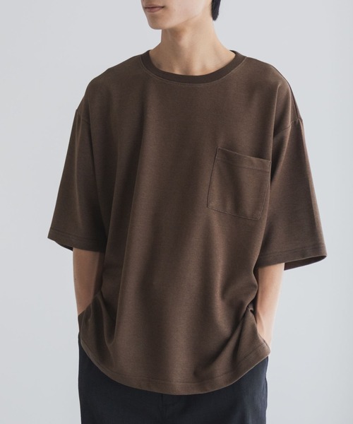 NAVY(ネイビー)の「【新色追加/10色展開】着心地のよい冷感DRY オーバーサイズTシャツ ユニセックス(Tシャツ/カットソー・メンズ・レッド/オフホワイト/グリーン/ベージュ/ネイビー/ブラック/ライトグレー/マスタード/ブラウン/ライトパープル・S/M/L/XL)」の4枚目の写真