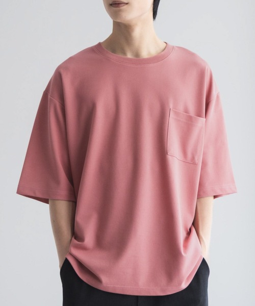 NAVY(ネイビー)の「【新色追加/10色展開】着心地のよい冷感DRY オーバーサイズTシャツ ユニセックス(Tシャツ/カットソー・メンズ・レッド/オフホワイト/グリーン/ベージュ/ネイビー/ブラック/ライトグレー/マスタード/ブラウン/ライトパープル・S/M/L/XL)」の10枚目の写真