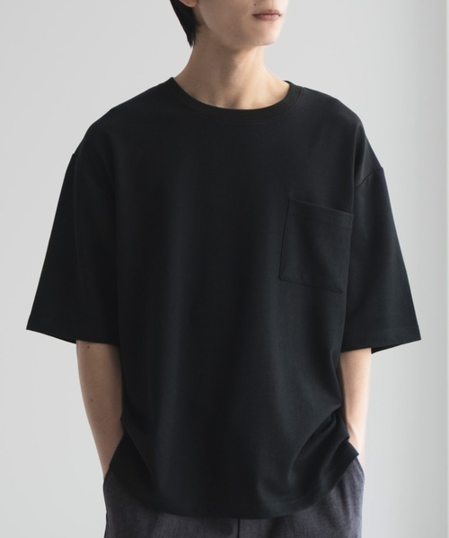NAVY(ネイビー)の「【新色追加/10色展開】着心地のよい冷感DRY オーバーサイズTシャツ ユニセックス(Tシャツ/カットソー・メンズ・レッド/オフホワイト/グリーン/ベージュ/ネイビー/ブラック/ライトグレー/マスタード/ブラウン/ライトパープル・S/M/L/XL)」の3枚目の写真