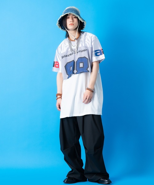 a.p.o.v.（エーピーオービー）の「a.p.o.v. クロップド丈メッシュカットナンバリングフットボールシャツ（Tシャツ/カットソー・メンズ・ブラック/ブルー/グレー/ピンク・ONESIZE）」の8枚目の写真