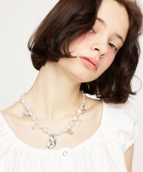 FAUX PEARL CHARM N/C フォーパール チャーム ネックレス