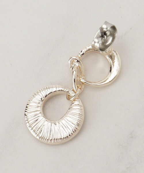 SHOO・LA・RUE（シューラルー）の「カラーエポピアス（ピアス（両耳用）・レディース・シルバー/ゴールド/ピンクゴールド・00）」の6枚目の写真