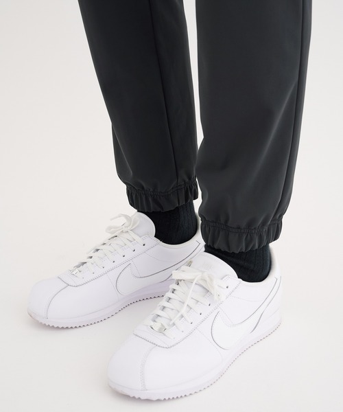THE TOKYO（ザトウキョウ）の「【THE TOKYO/ザトウキョウ】Light Matte Stretch Jersey Jogger Pants（その他パンツ・メンズ・ブラック/ダークグリーン・44/46/48）」の15枚目の写真