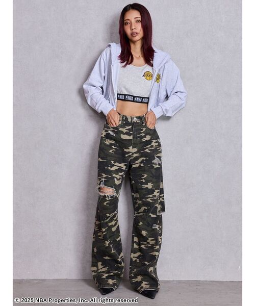 NBA(エヌビーエー)の「NBA STONEスウェットショートパーカー(パーカー・レディース・チャコールグレー/オフホワイト/ライトグレー・FREE)」の7枚目の写真