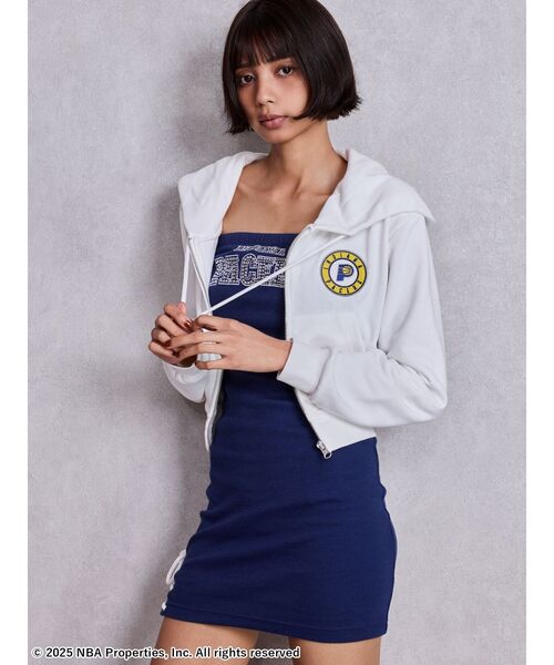 NBA(エヌビーエー)の「NBA STONEスウェットショートパーカー(パーカー・レディース・チャコールグレー/オフホワイト/ライトグレー・FREE)」の15枚目の写真