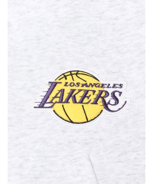 NBA(エヌビーエー)の「NBA STONEスウェットショートパーカー NBA(エヌビーエー)の「NBA STONEスウェットショートパーカー