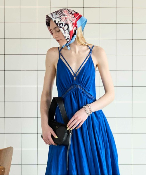 MAISON SPECIAL(メゾンスペシャル)の「Hand Illustration Flower Scarf/ハンドイラストフラワースカーフ【MAISON SPECIAL/メゾンスペシャル】(バンダナ/スカーフ・レディース・ブルー/ピンク・FREE)」の5枚目の写真