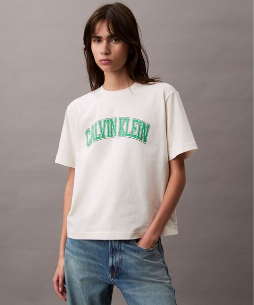 Calvin Klein(カルバン・クライン)の「ロゴプリント クルーネックTシャツ(Tシャツ/カットソー・レディース・ライトピンク/オフホワイト・S/XS/XXS)」の14枚目の写真