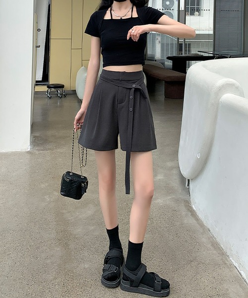 aimoha(アイモハ)の「ボタンリボンベルト付き タックショートパンツ(その他パンツ・レディース・ブラック/ライトベージュ/ダークグレー・LARGE/MEDIUM/SMALL)」の14枚目の写真